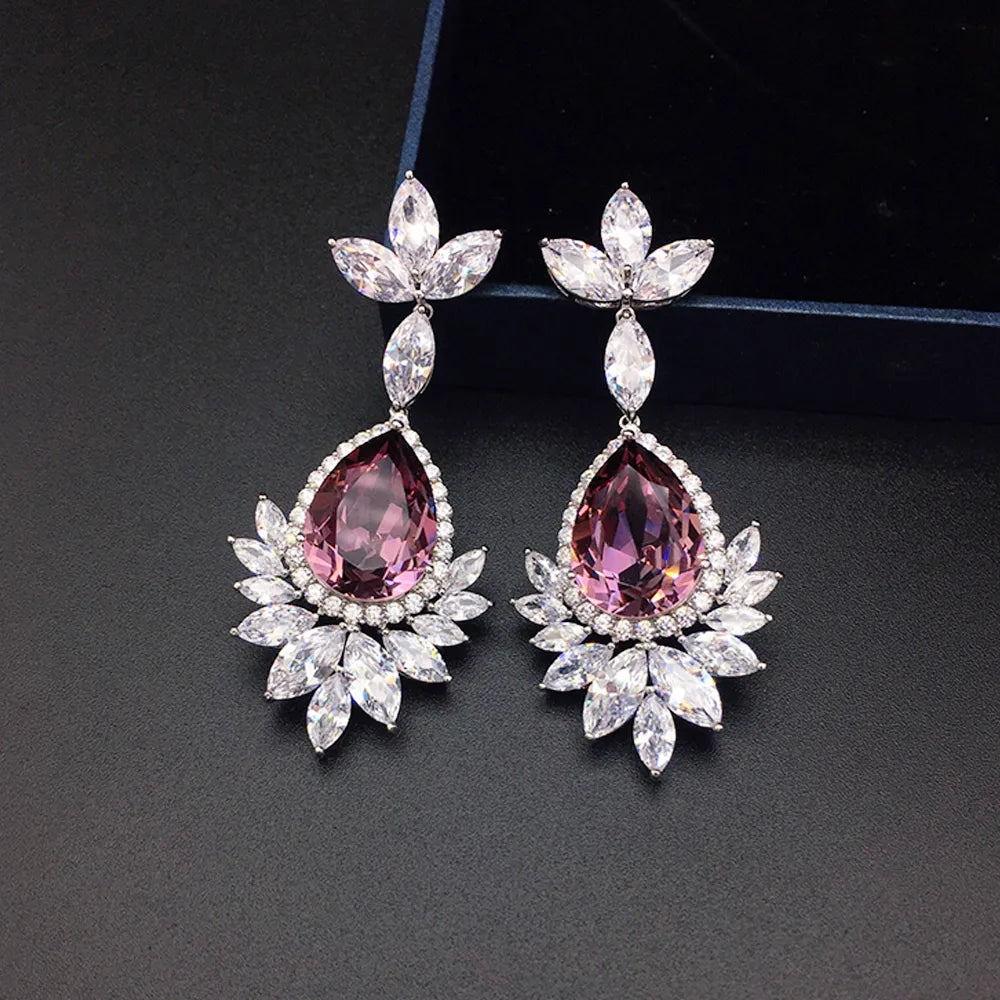 Boucles d'oreilles pendantes de luxe en cristal saphir bleu à motif floral pour femme