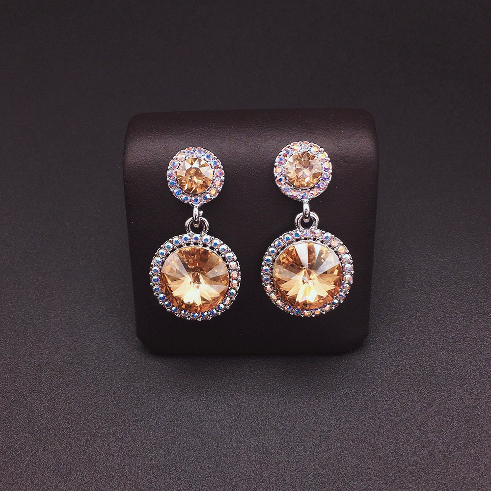 Chic Green Gemstone Look Earrings for Daily Wear