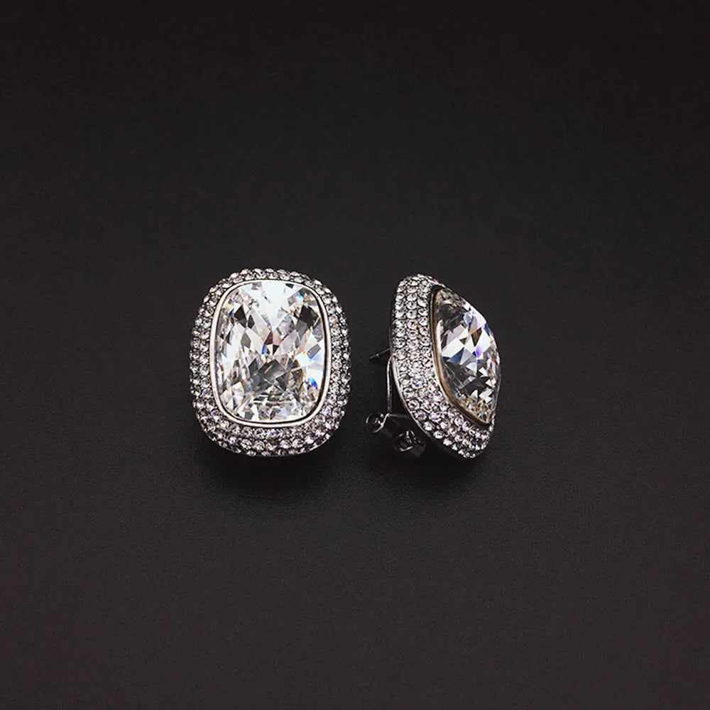 Boucles d'oreilles clous de luxe pour femmes, en cristal blanc taille coussin