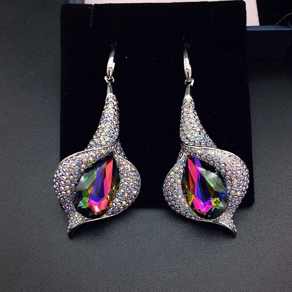 Boucles d'oreilles pendantes de luxe en forme de pétale de cristal bleu aurore pour femmes