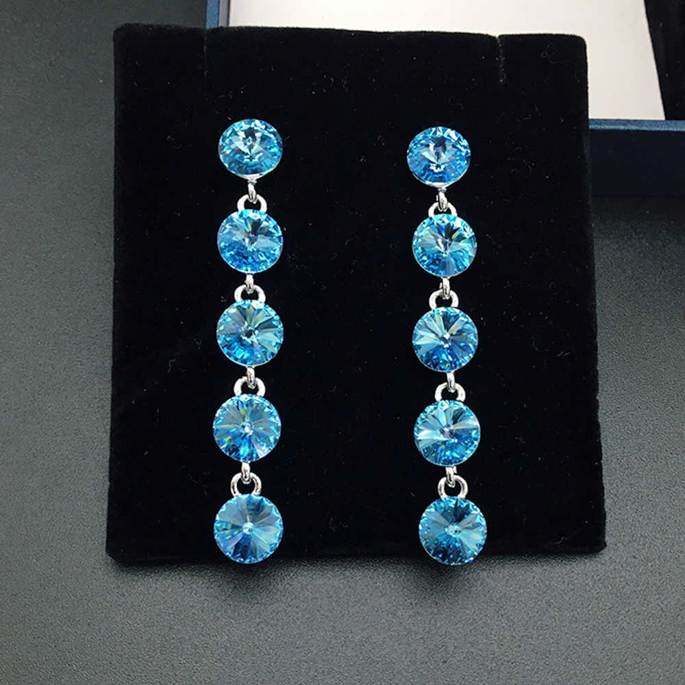 Boucles d'oreilles pendantes élégantes bleu aqua à cinq pierres pour femmes
