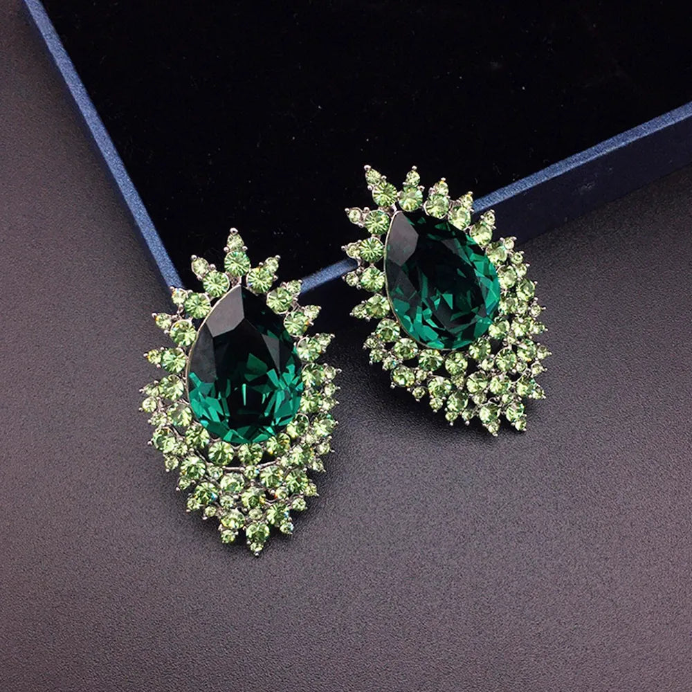 Boucles d'oreilles de luxe en cristal bleu roi avec halo céleste