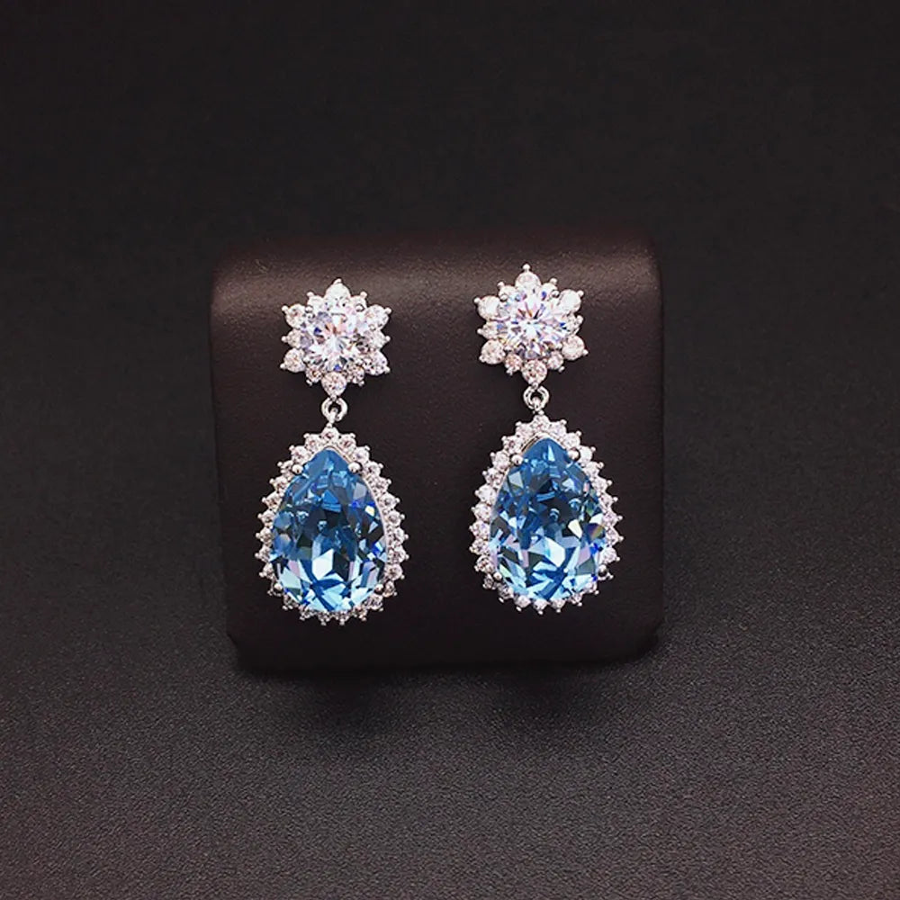 Boucles d'oreilles pendantes de luxe en cristal bleu glacier et fleurs pour femmes