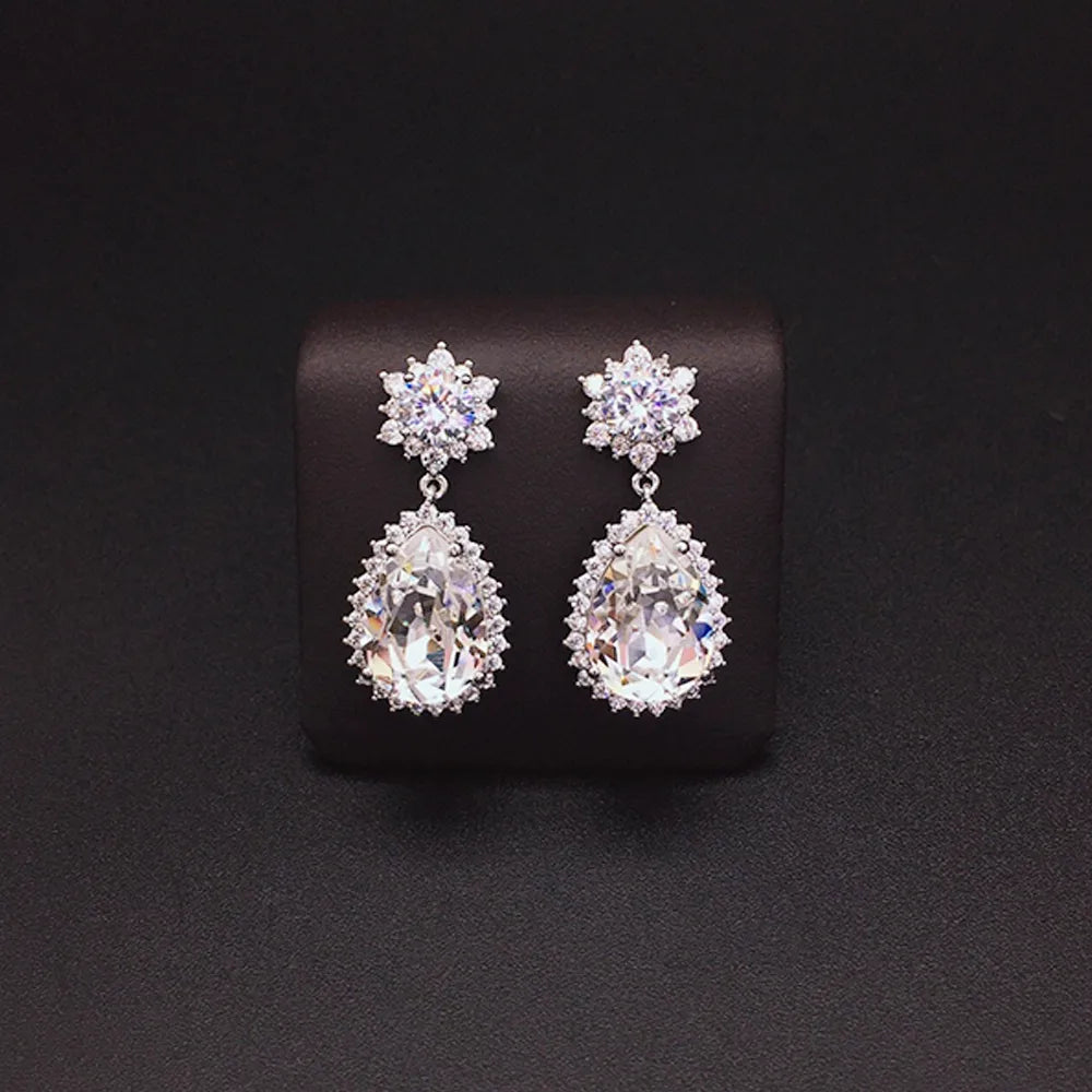 Boucles d'oreilles pendantes de luxe en cristal bleu glacier et fleurs pour femmes