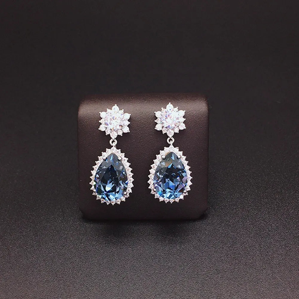 Boucles d'oreilles pendantes de luxe en cristal bleu glacier et fleurs pour femmes