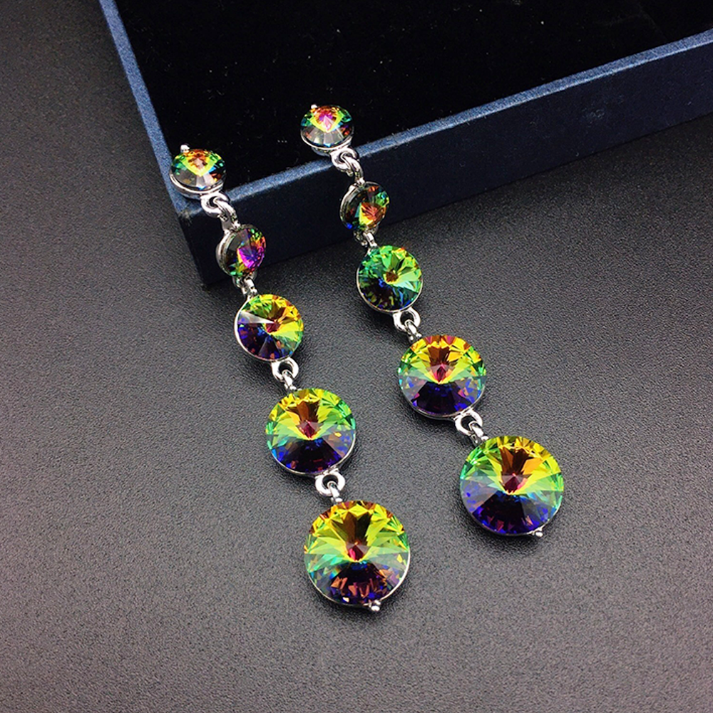 Elegant Emerald Green Graduated Crystal Drop Earrings for Women