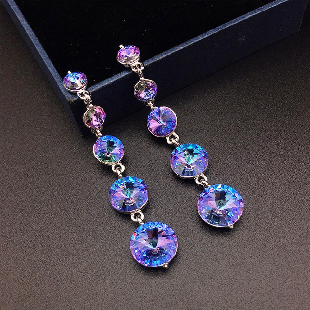 Elegant Emerald Green Graduated Crystal Drop Earrings for Women