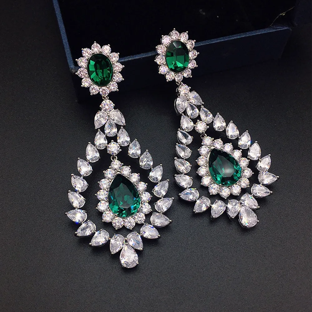 Boucles d'oreilles chandelier de luxe en cristal rose rubis