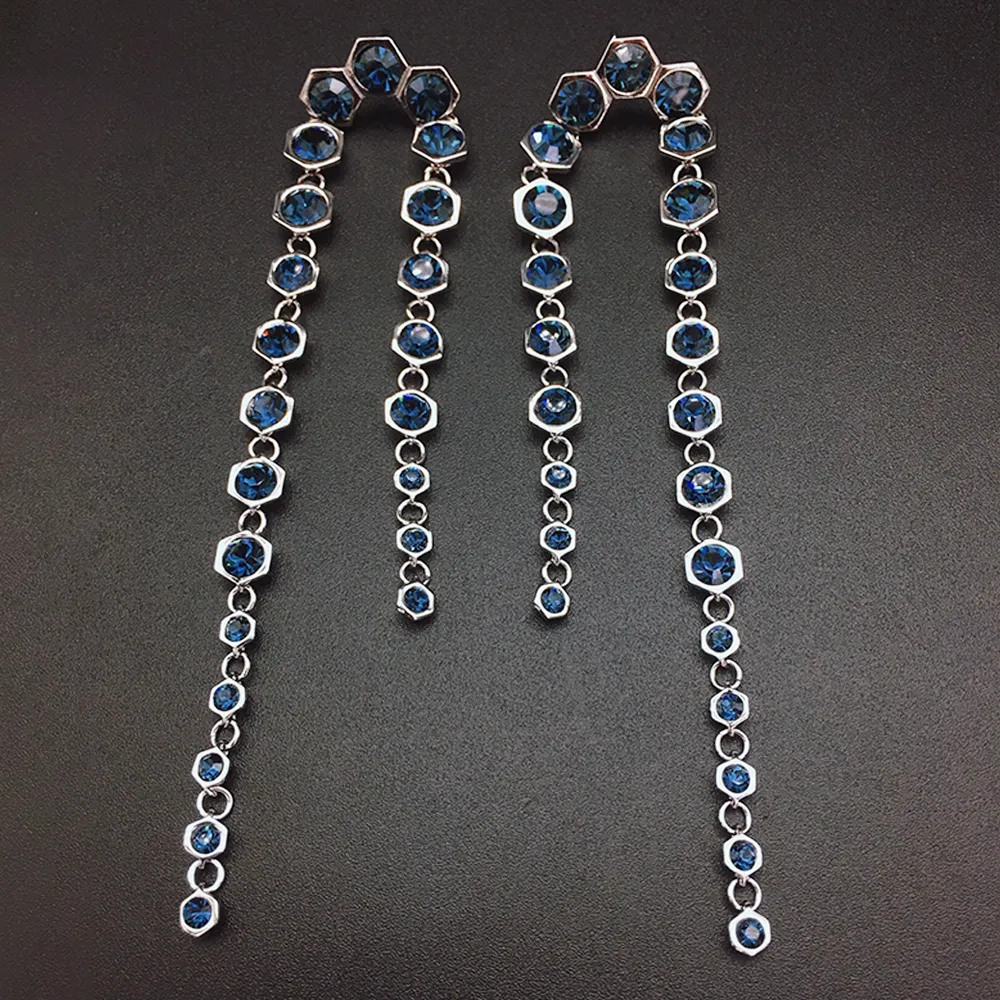 Boucles d'oreilles pendantes longues en cristal bleu de luxe pour femmes