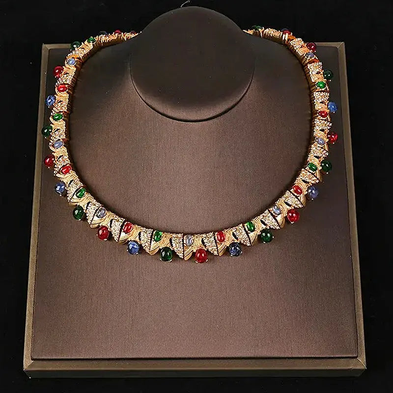 Collier de lapis-lazuli émaillé « Medieval Heavy Industry »