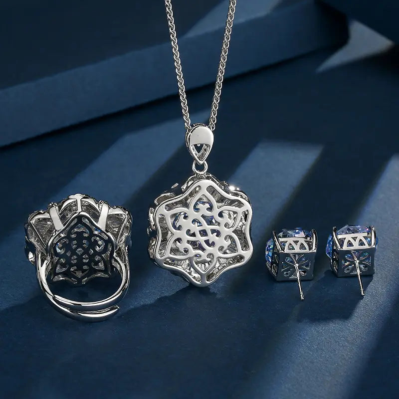 Parure de bijoux de luxe florale en cristal Aurore – Collier, boucles d'oreilles et bague