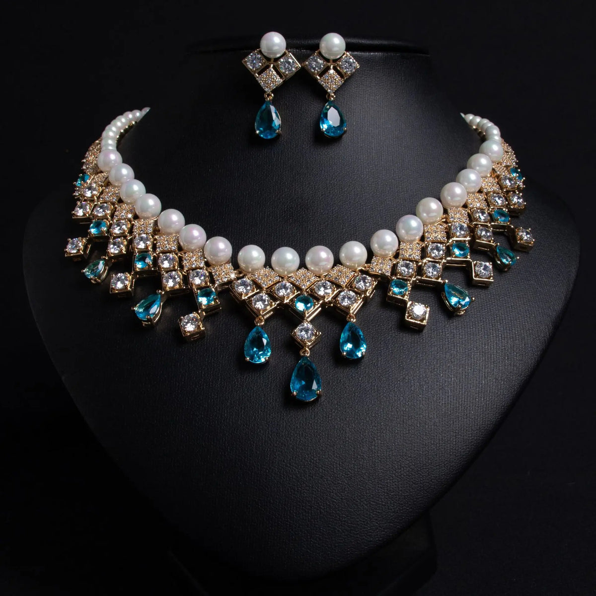Parure de bijoux de luxe en perles et cristaux bleus pour femme