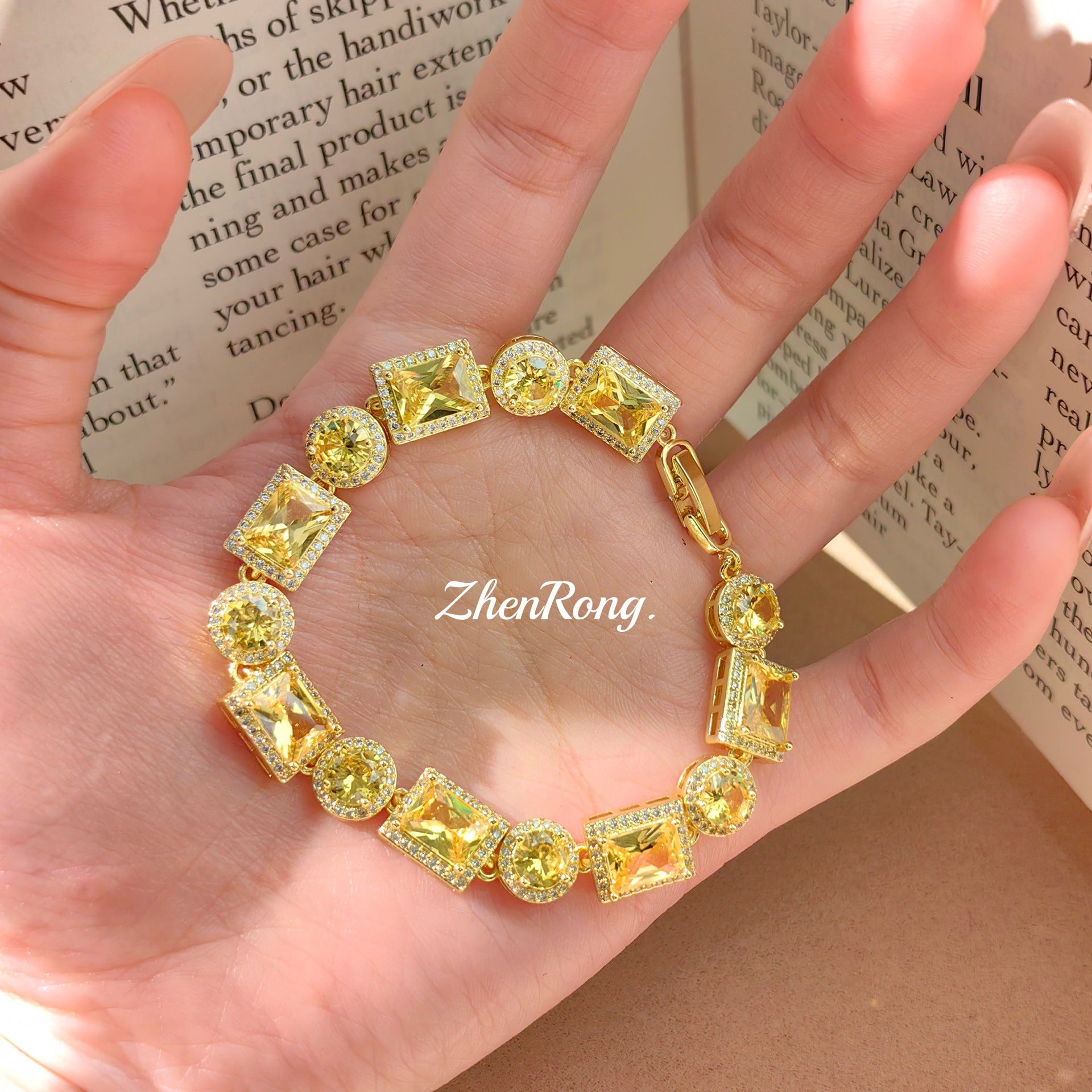 Fashion Sugar Cube Yellow Zircon Full Diamond Bracelet