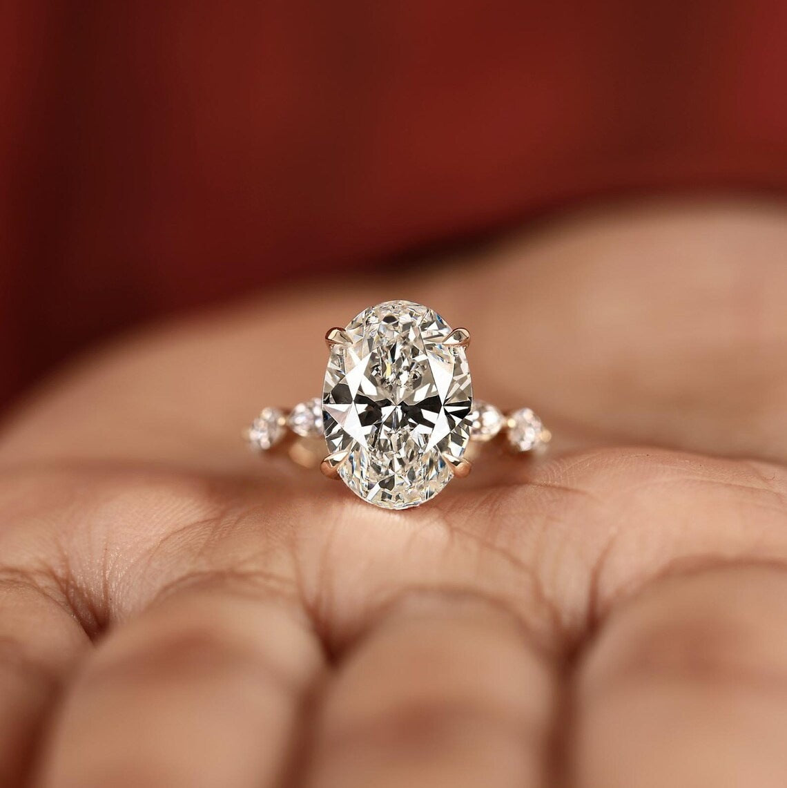 Bague œuf de pigeon diamant œil de cheval mode