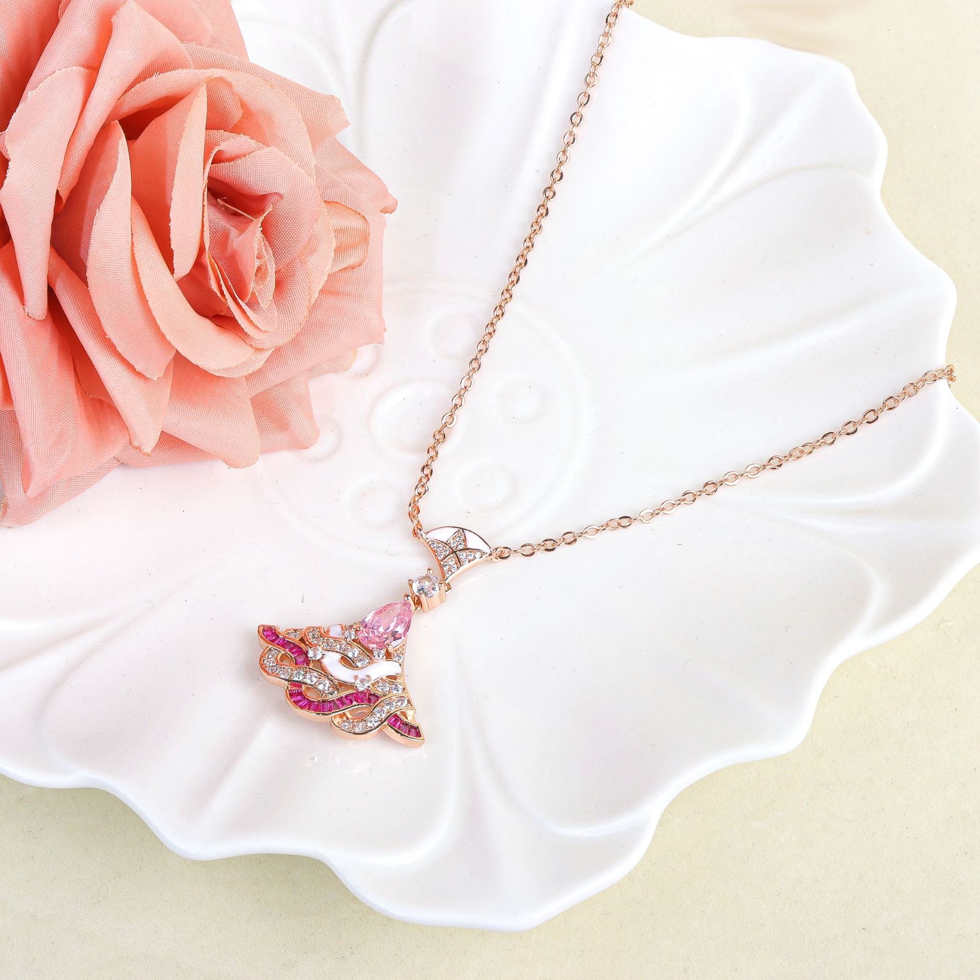 New pink diamond fan necklace women's evening dress fan set