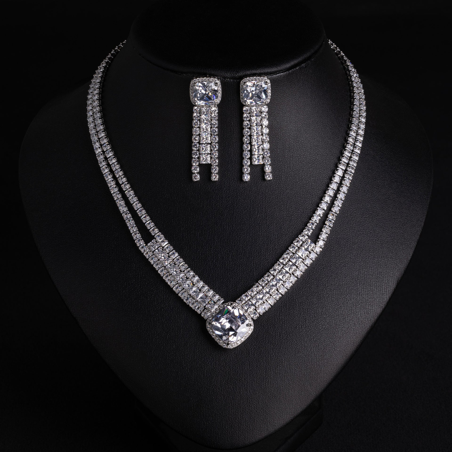 Luxury Ruby Red Crystal Necklace Earrings Set – Sparkling Formal Jewelry for Women