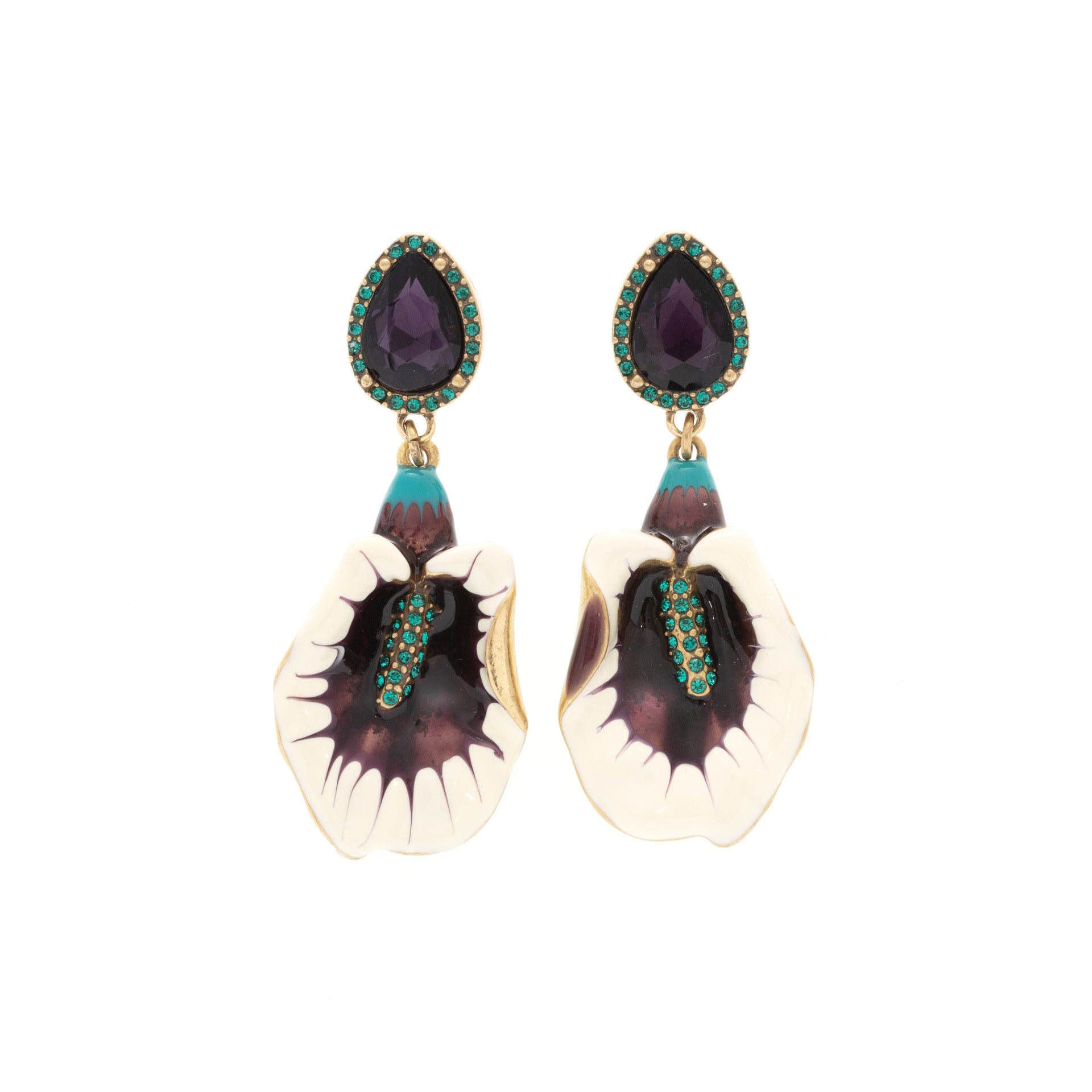 French retro niche design feature earrings