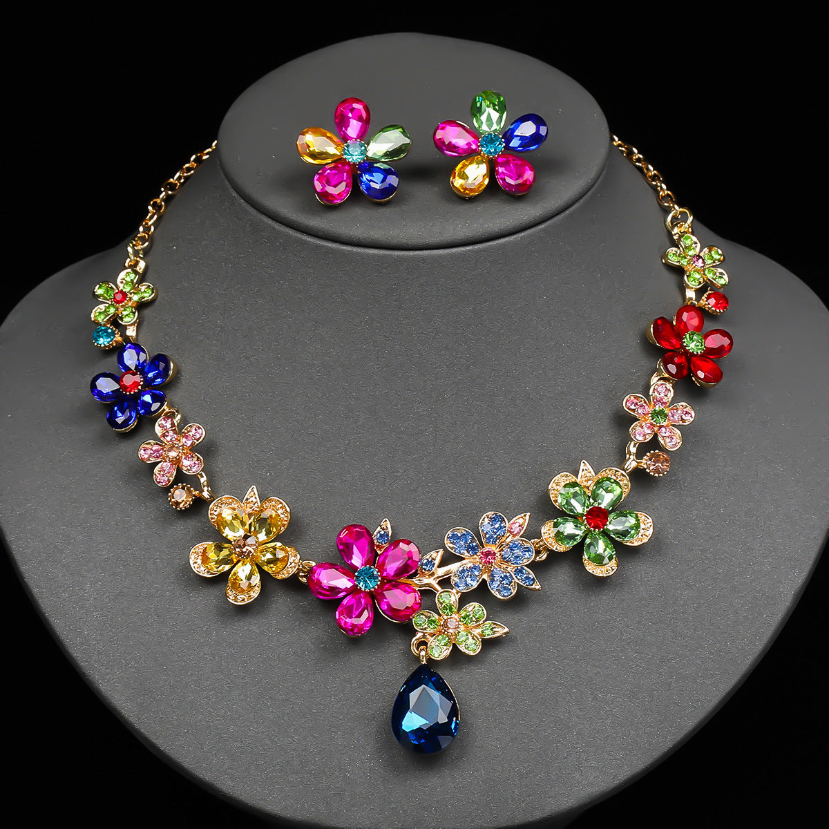 Vintage Crystal Flower Necklace Earrings Set