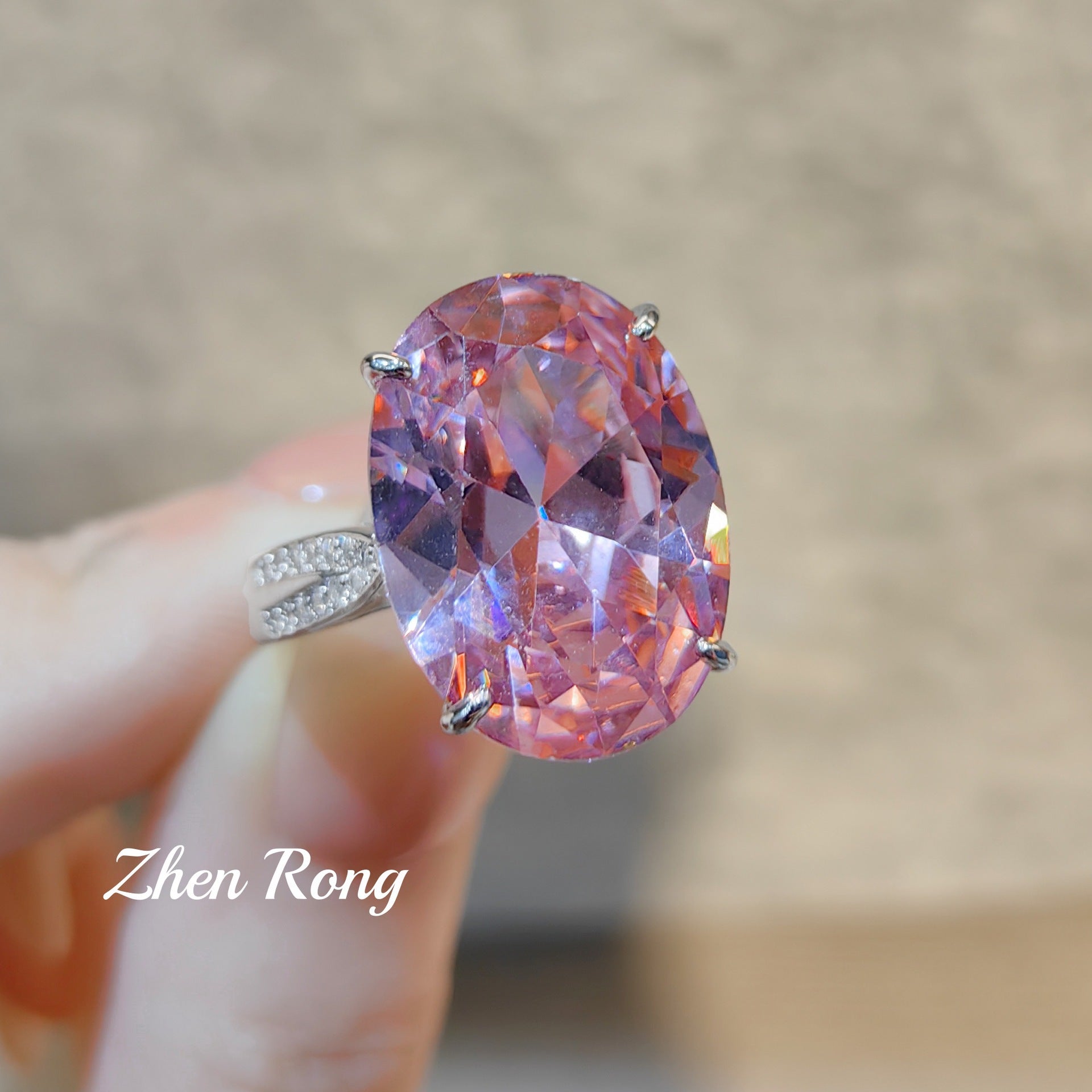 Heavy Industry Topaz Pigeon Egg Treasure Series