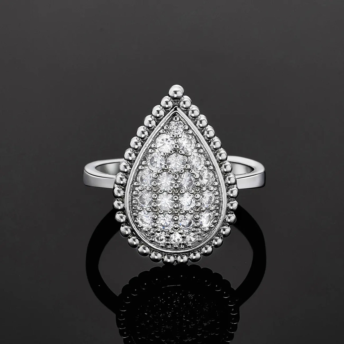 Parure de bijoux classique en forme de goutte d'or pour femme