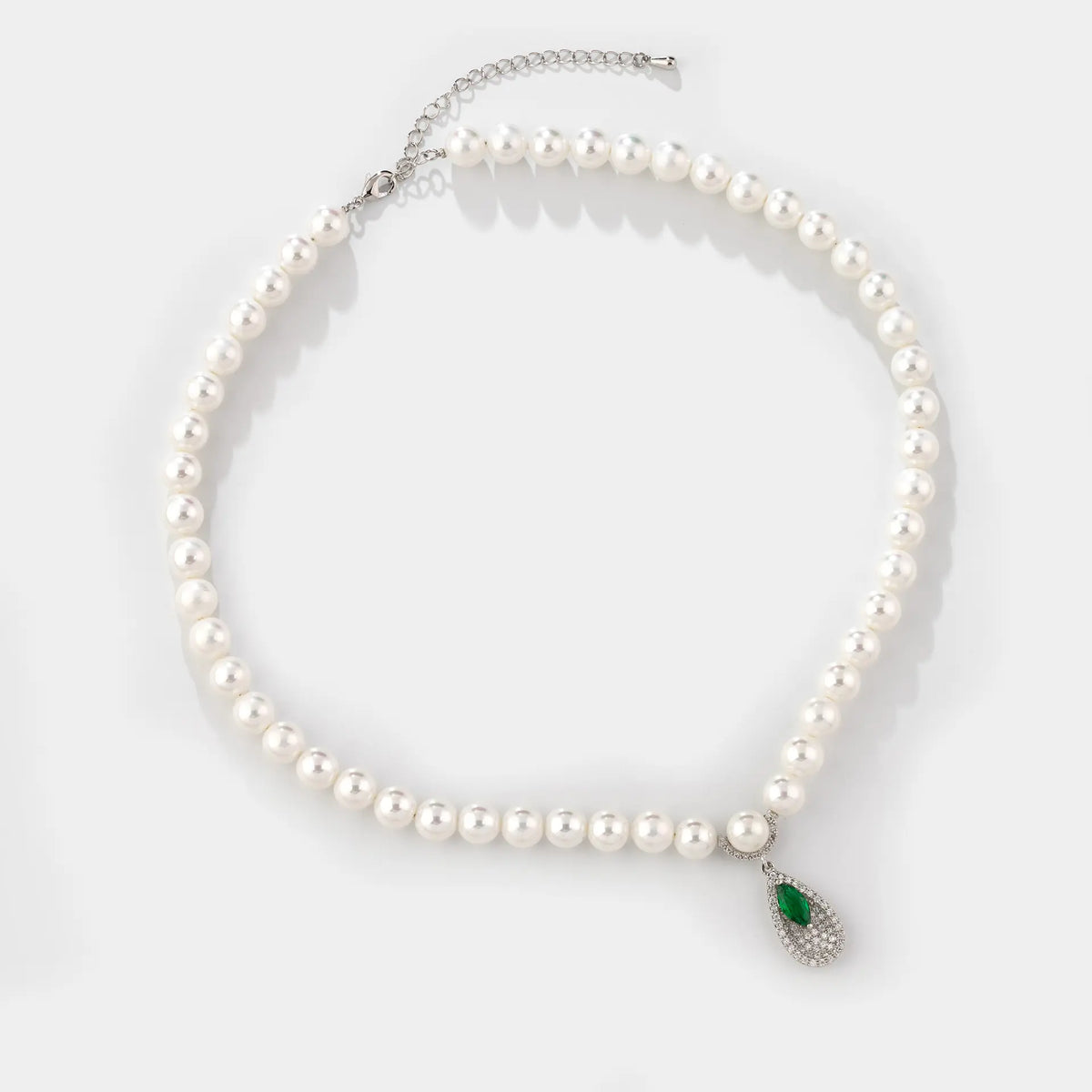 Luxury White Pearl Necklace Set – Emerald Green Drop Earrings Jewelry