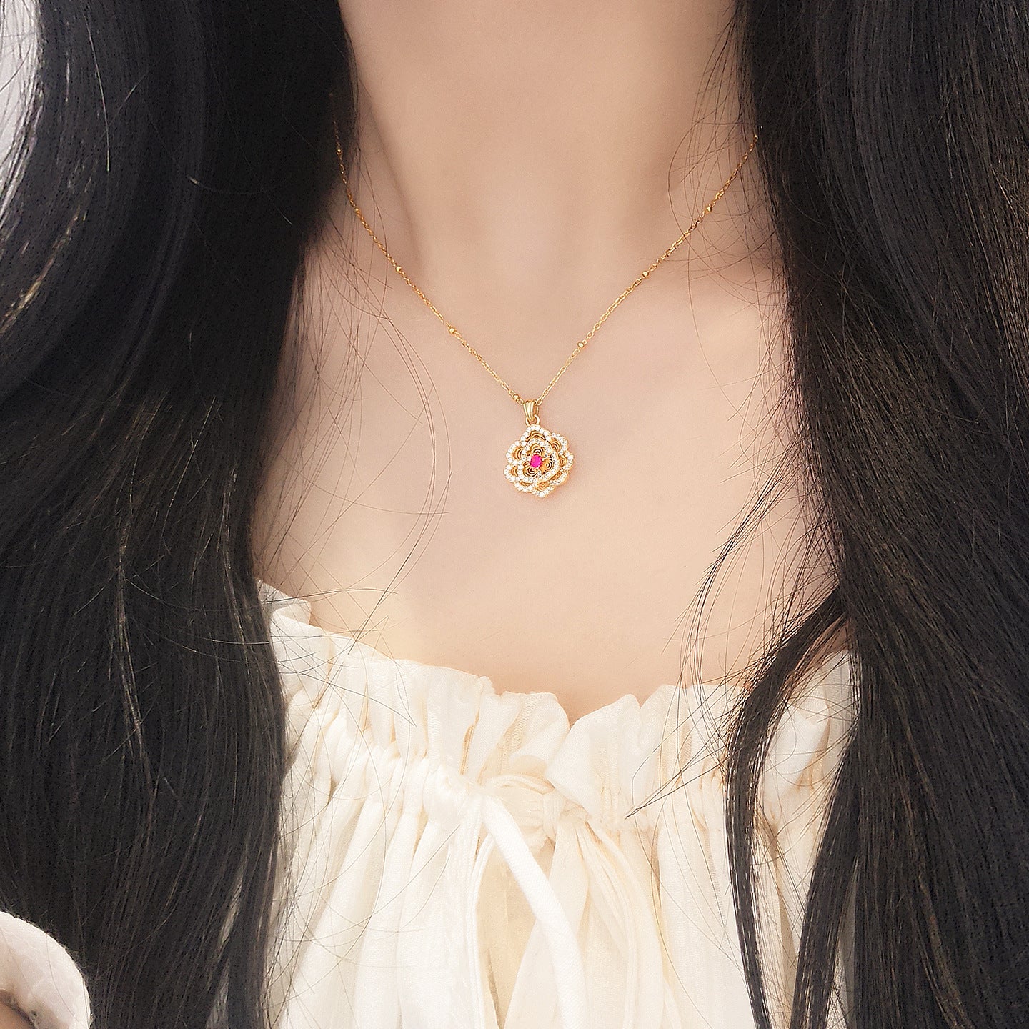 S925 Sterling Silver Diamond Flower Necklace