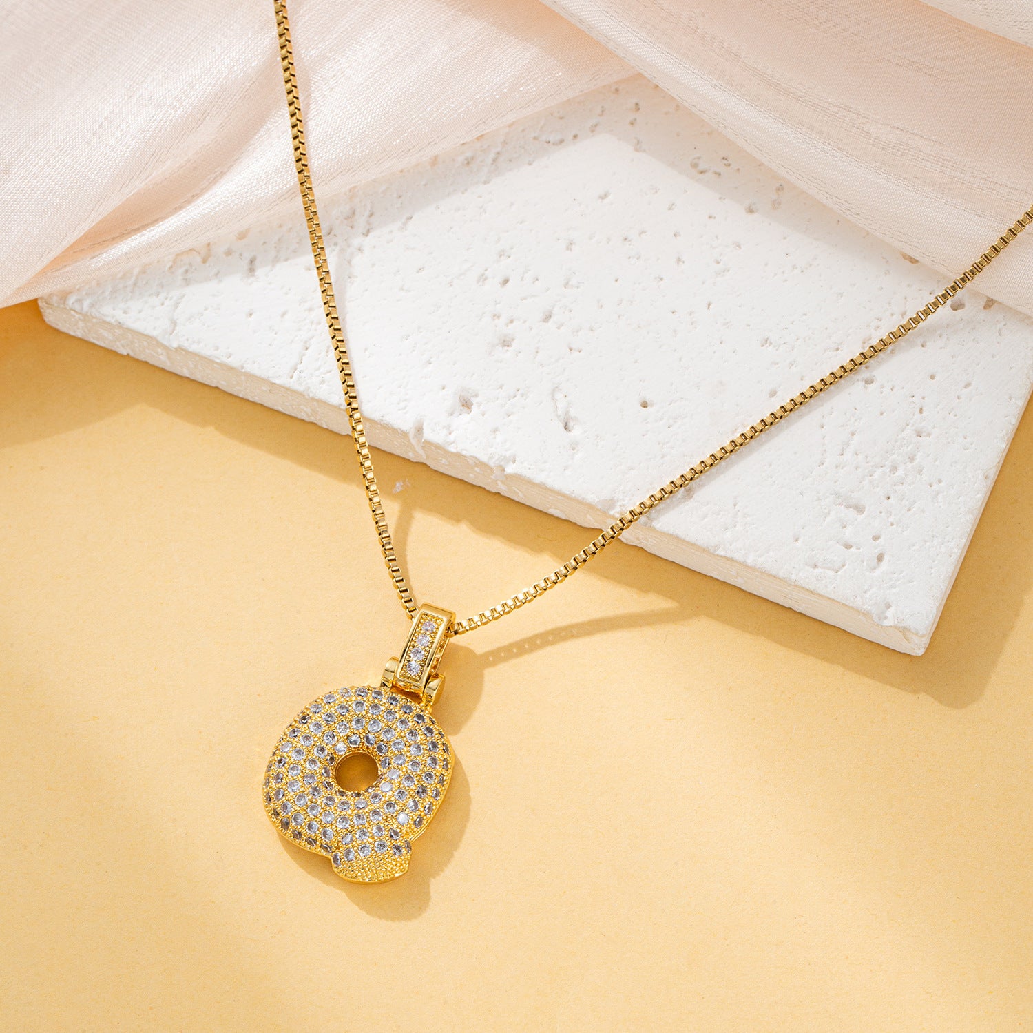 Creative fashion zircon fat 26 letter necklace