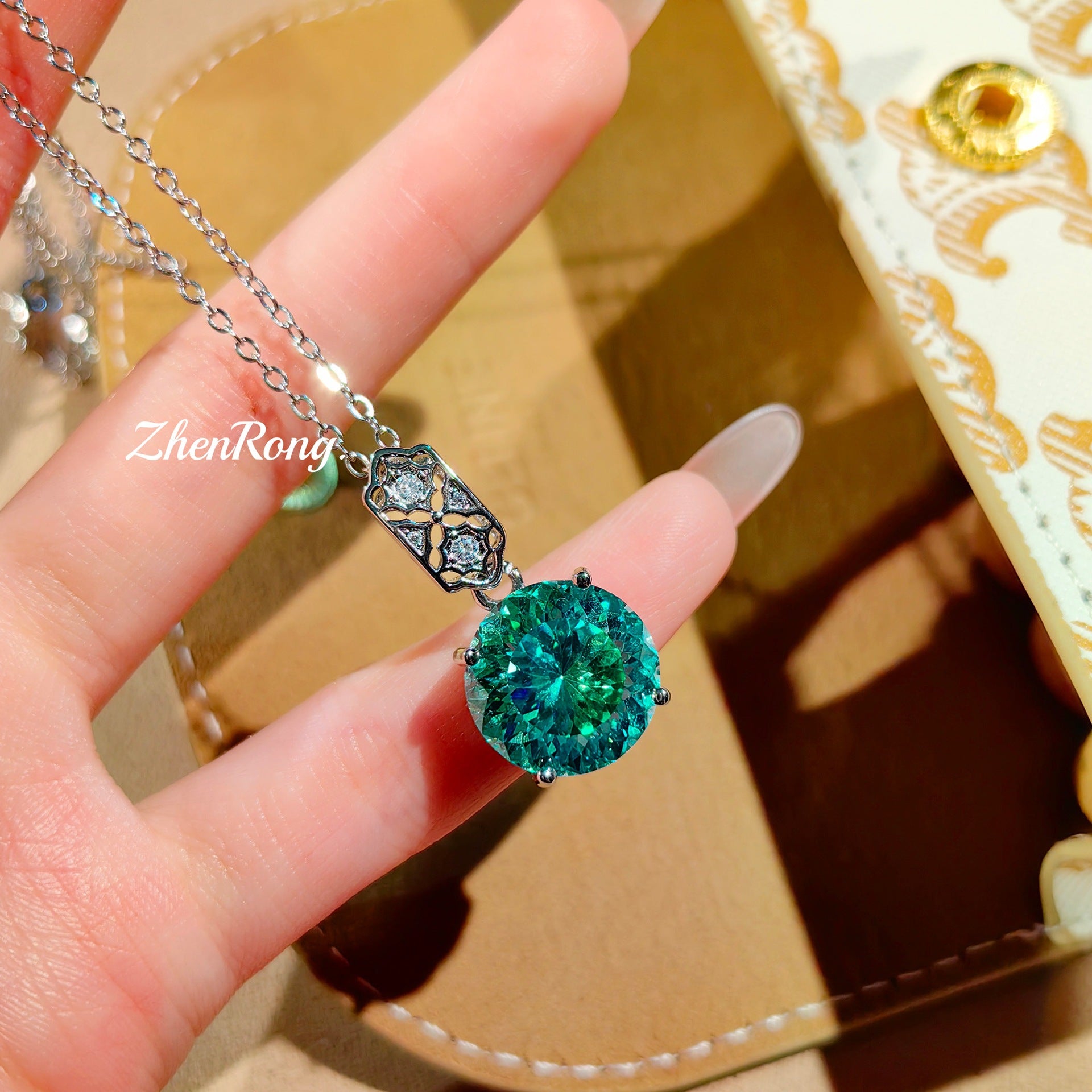 Parure de bijoux de luxe en cristal bleu-vert – Collier, boucles d'oreilles et bague pour femme