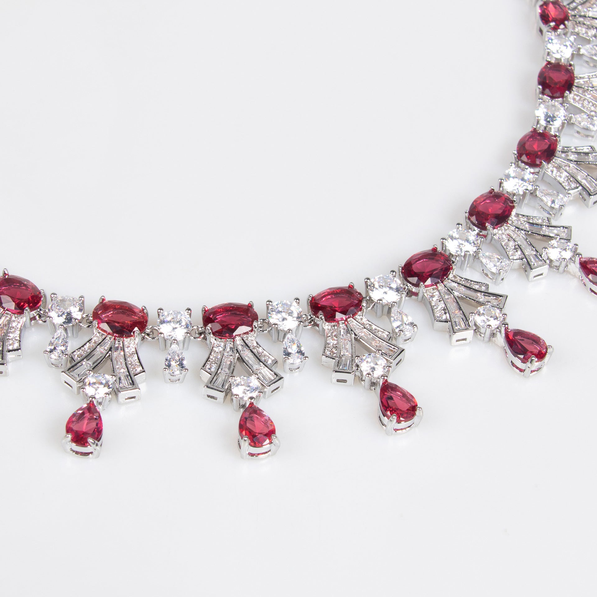 Luxury Ruby Red Gemstone Statement Necklace Set for Women – Elegant Jewelry with Matching Earrings