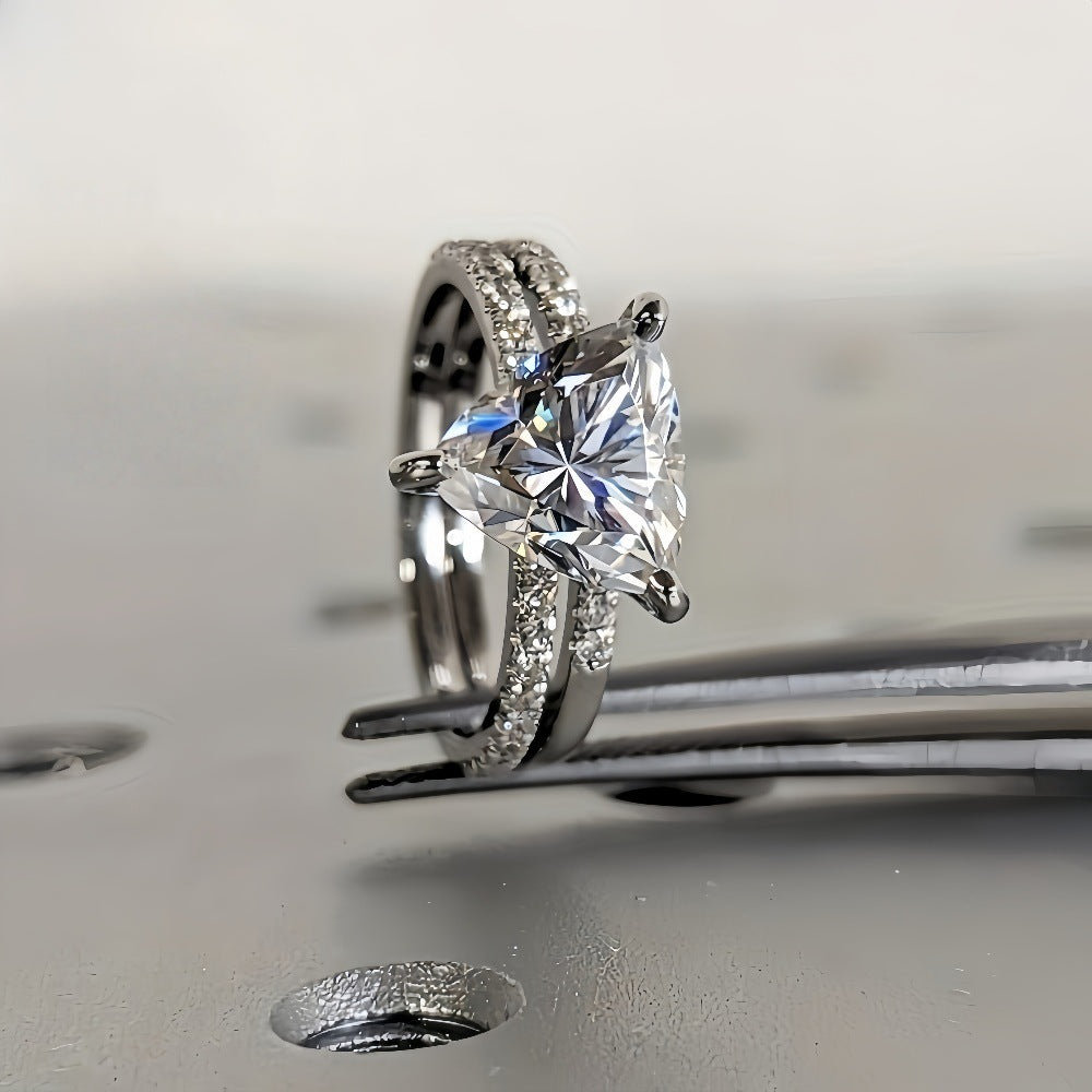 Fashion three-carat zircon couple ring