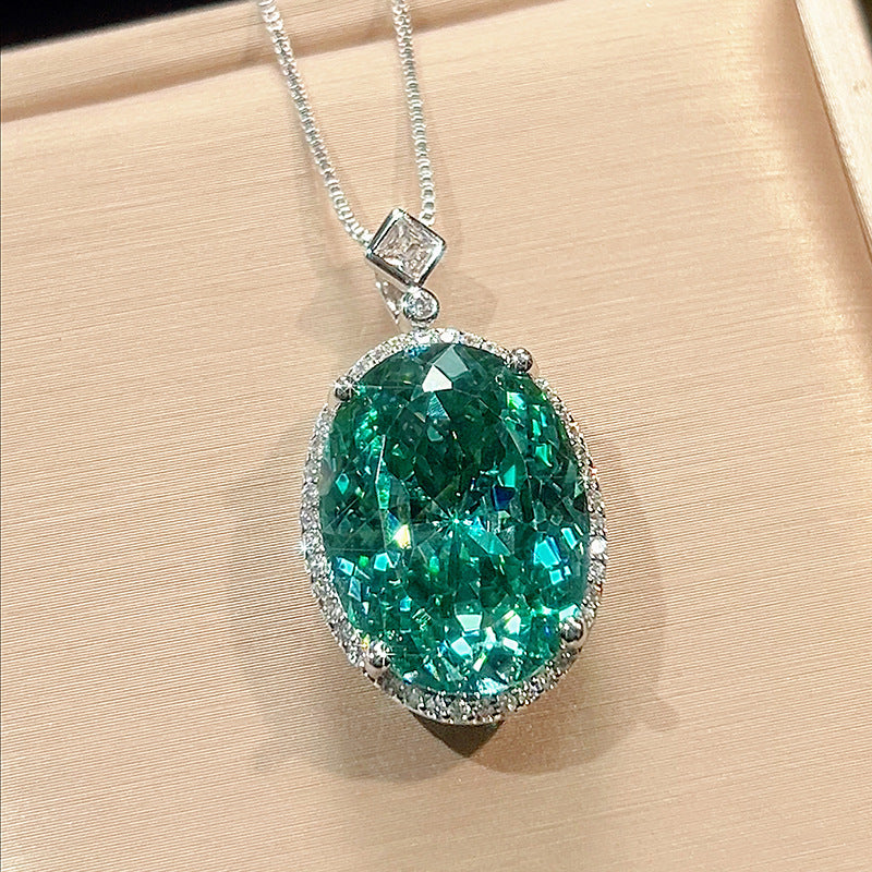 Dazzling Green Gemstone Necklace and Earrings – Elegant Evening Jewelry