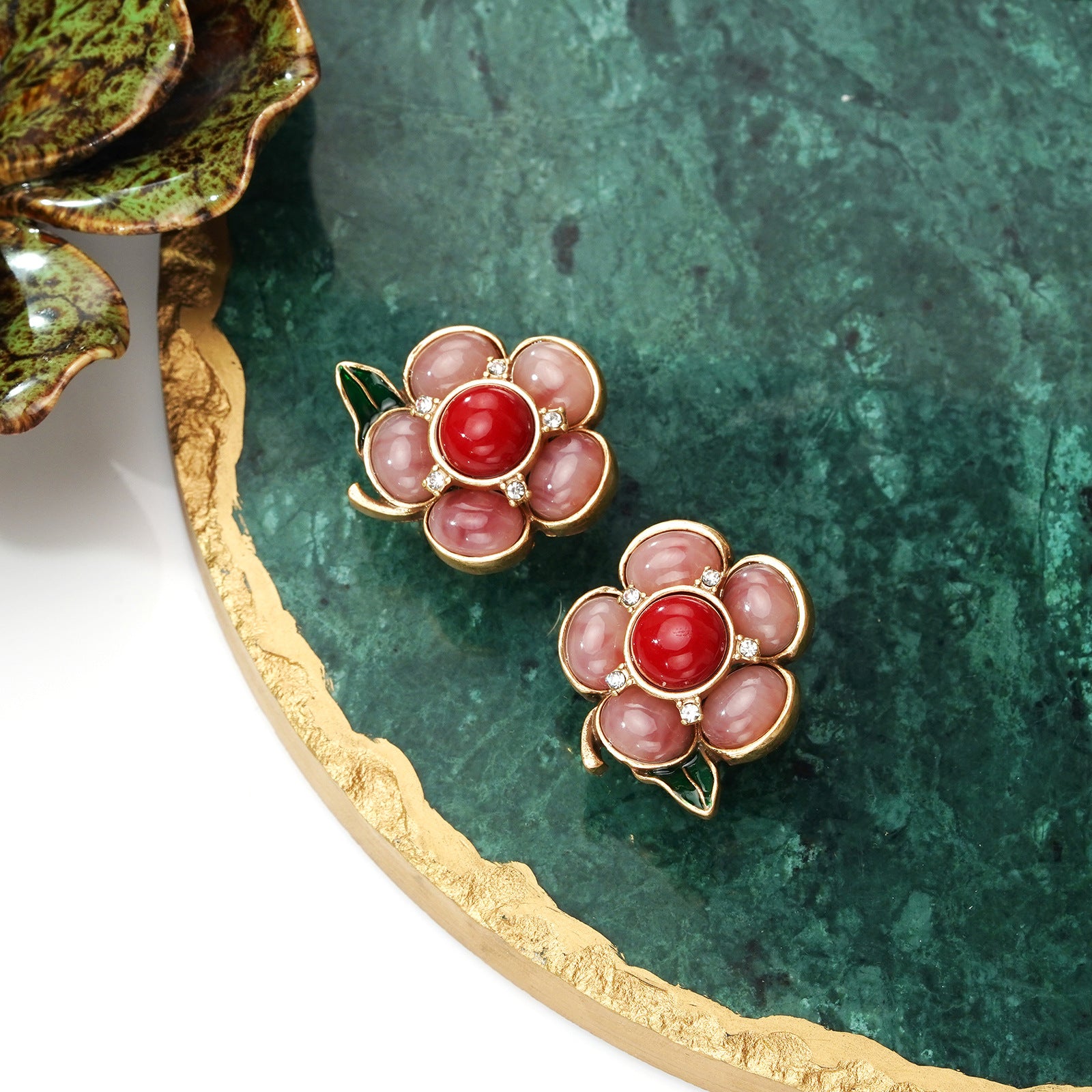 Fashion Versatile Temperament Brooch Earrings Retro Jewelry Set Retro Jewelry