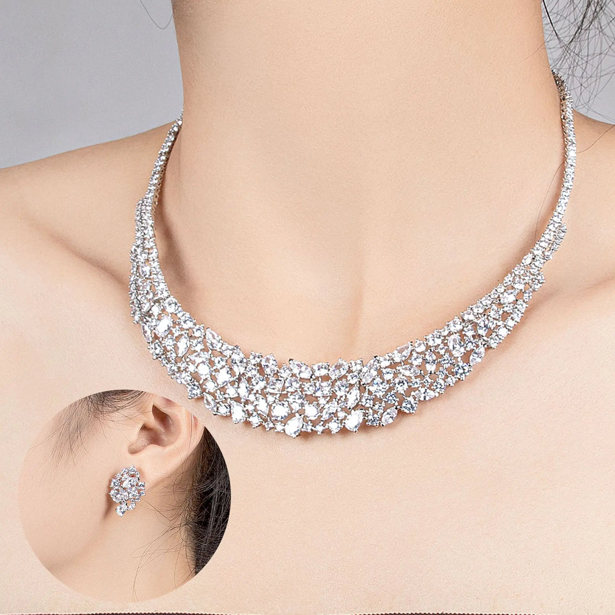 Luxury Emerald Green Crystal Necklace and Earrings Jewelry Set
