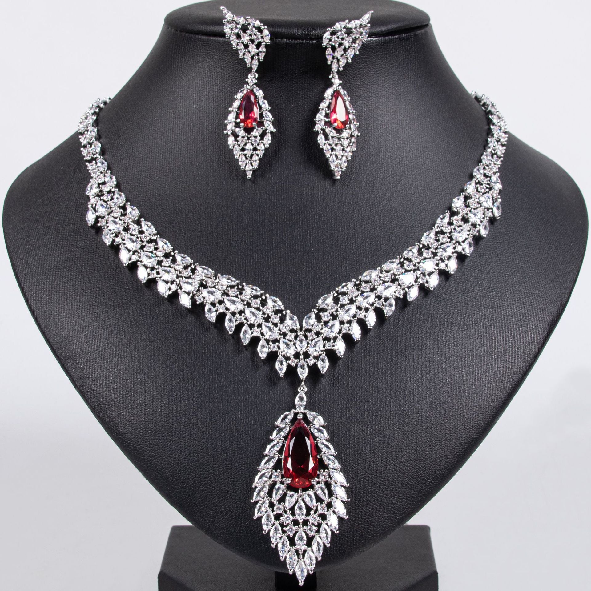 Luxury Zircon Wings Earrings Necklace Set