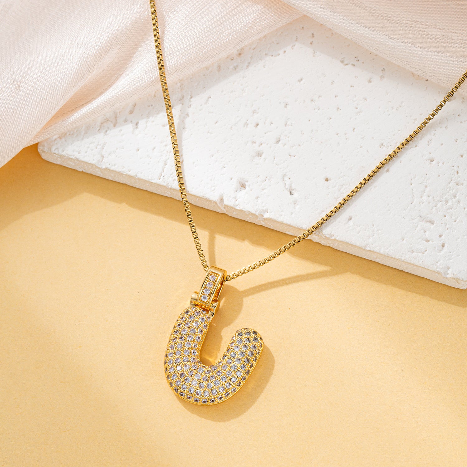 Creative fashion zircon fat 26 letter necklace