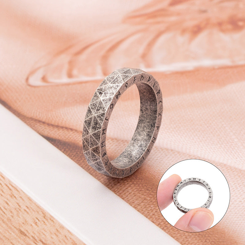 Vintage text rhombus titanium steel ring