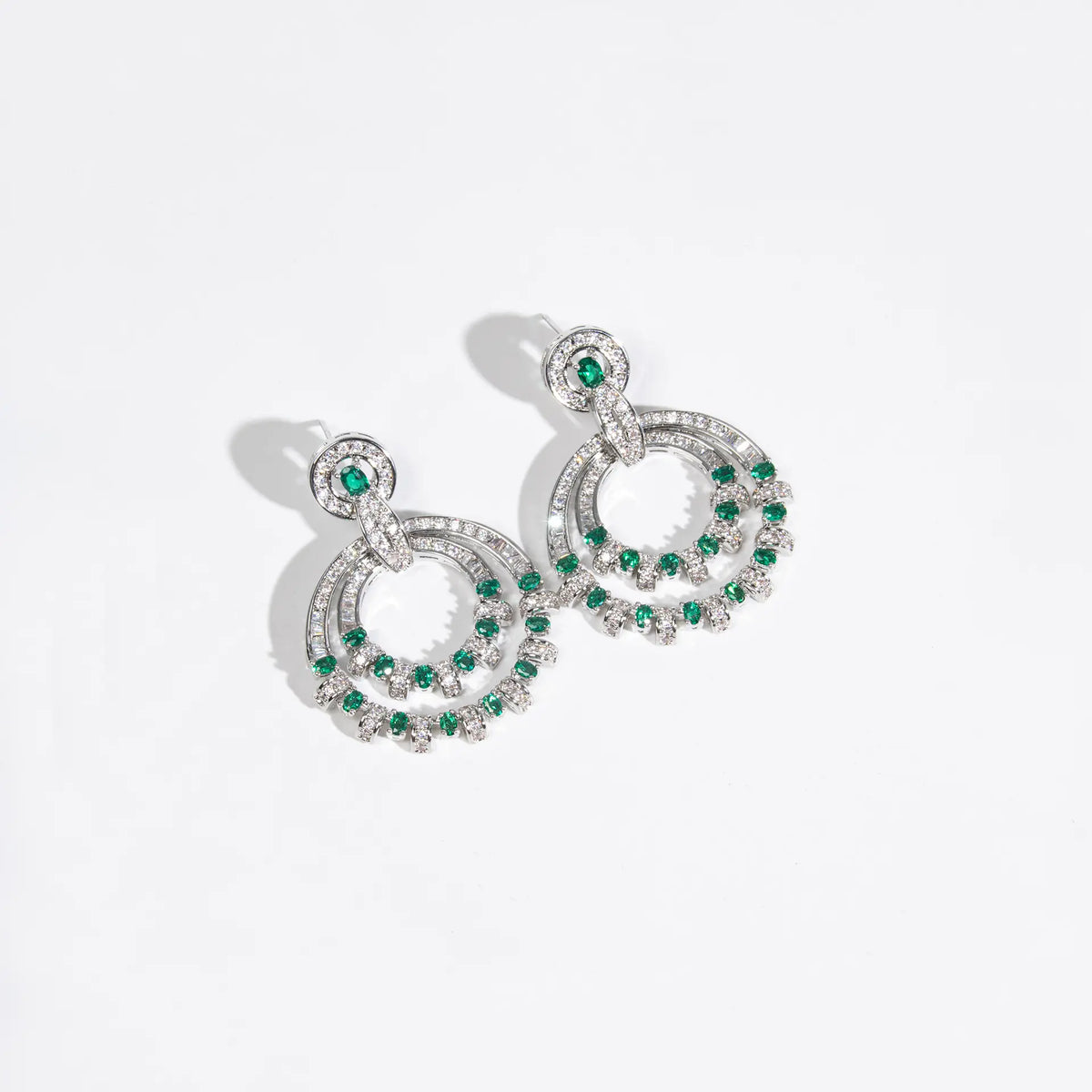 Boucles d'oreilles créoles pendantes de luxe en cristal bleu pour femme