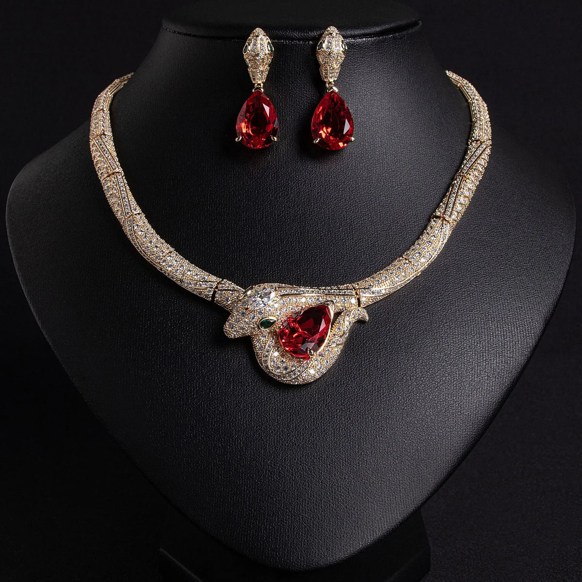 Luxury Red Crystal Bird Pendant Necklace Set – Sparkling Gold Earrings