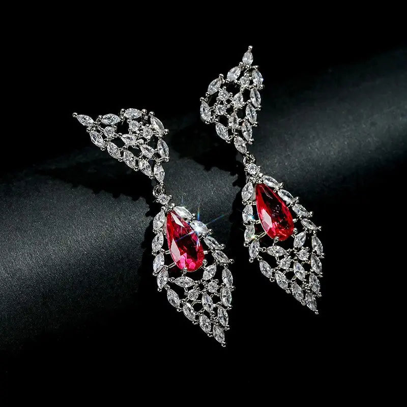 Parure boucles d'oreilles et collier ailes en zircon de luxe