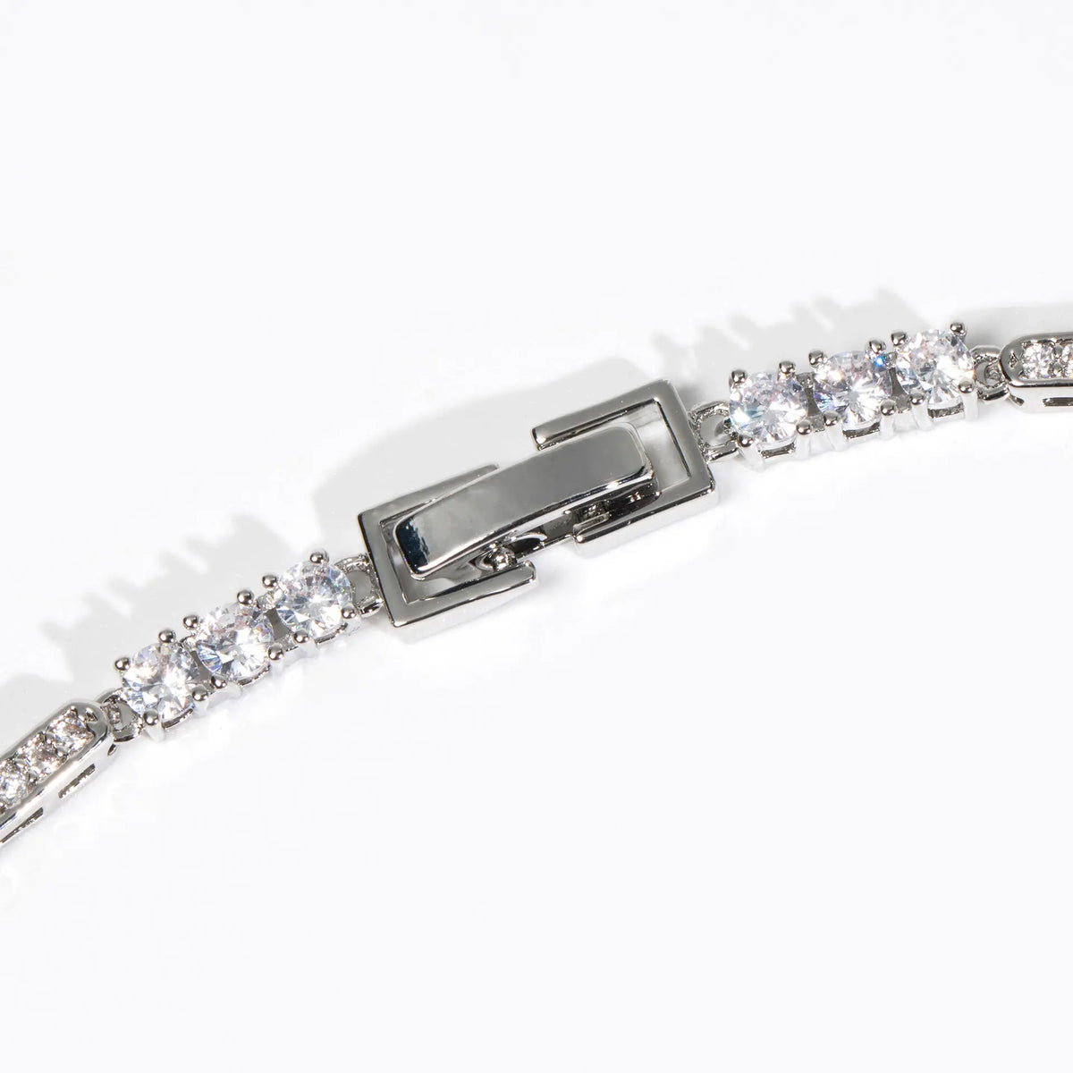 Parure de bijoux de luxe papillon en cristal – Élégant collier pendentif et boucles d'oreilles