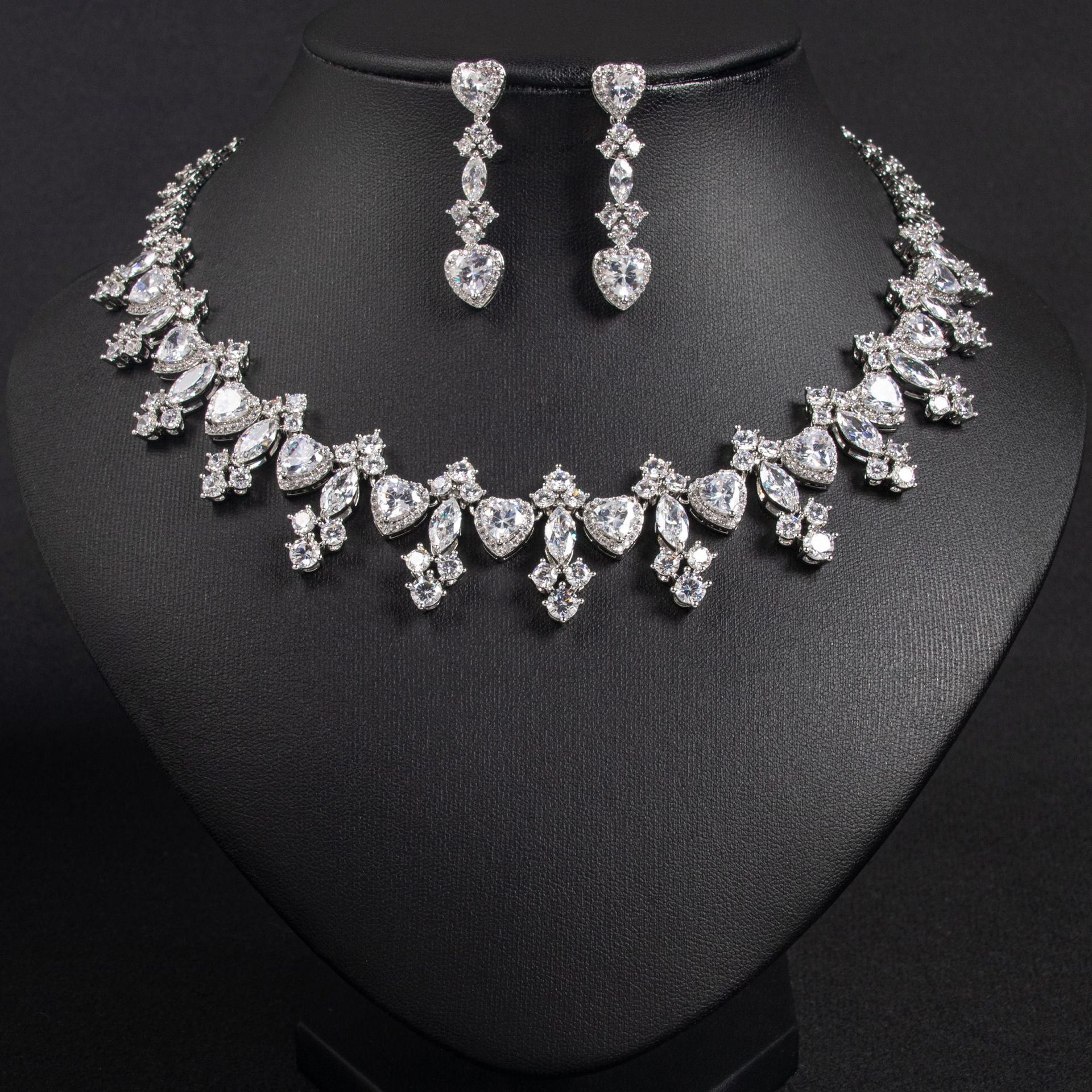 Luxury Emerald Pink Crystal Necklace and Earrings Jewelry Set