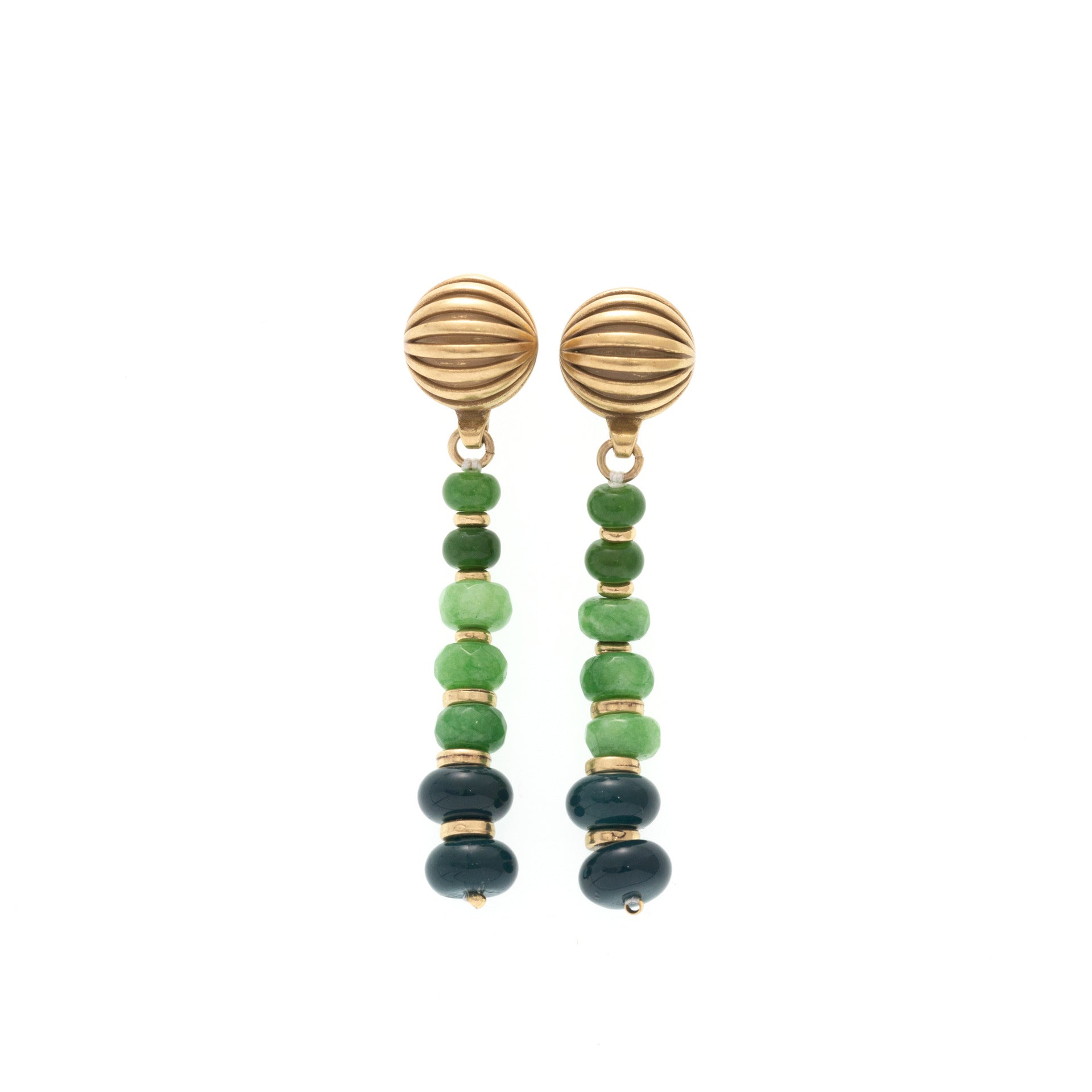 French retro niche design feature earrings