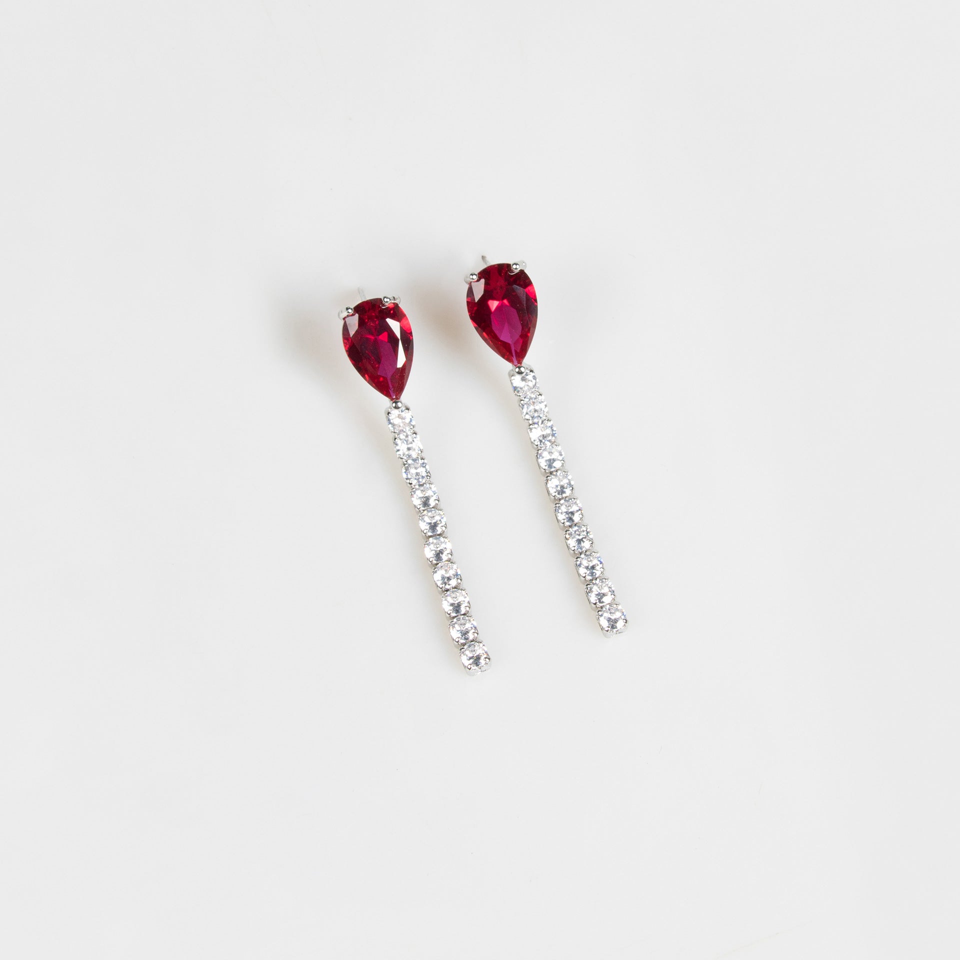 Elegant Red Teardrop Crystal Necklace and Earrings Set – Luxury Statement Jewelry