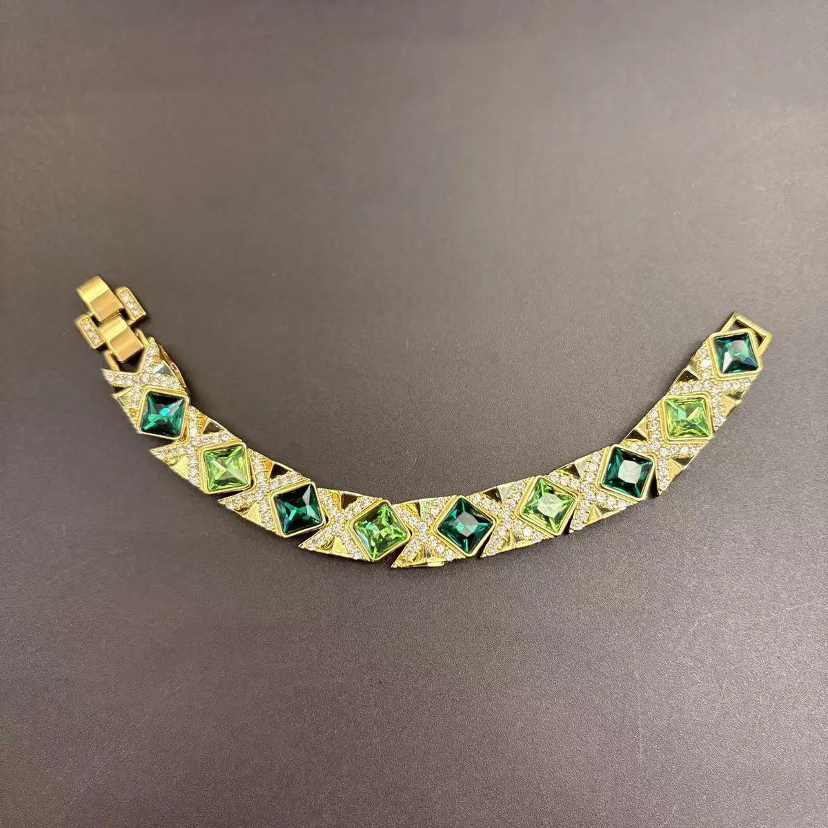 Parure de bijoux boucles d'oreilles clous collier bracelet « cube de sucre » tempérament courtois