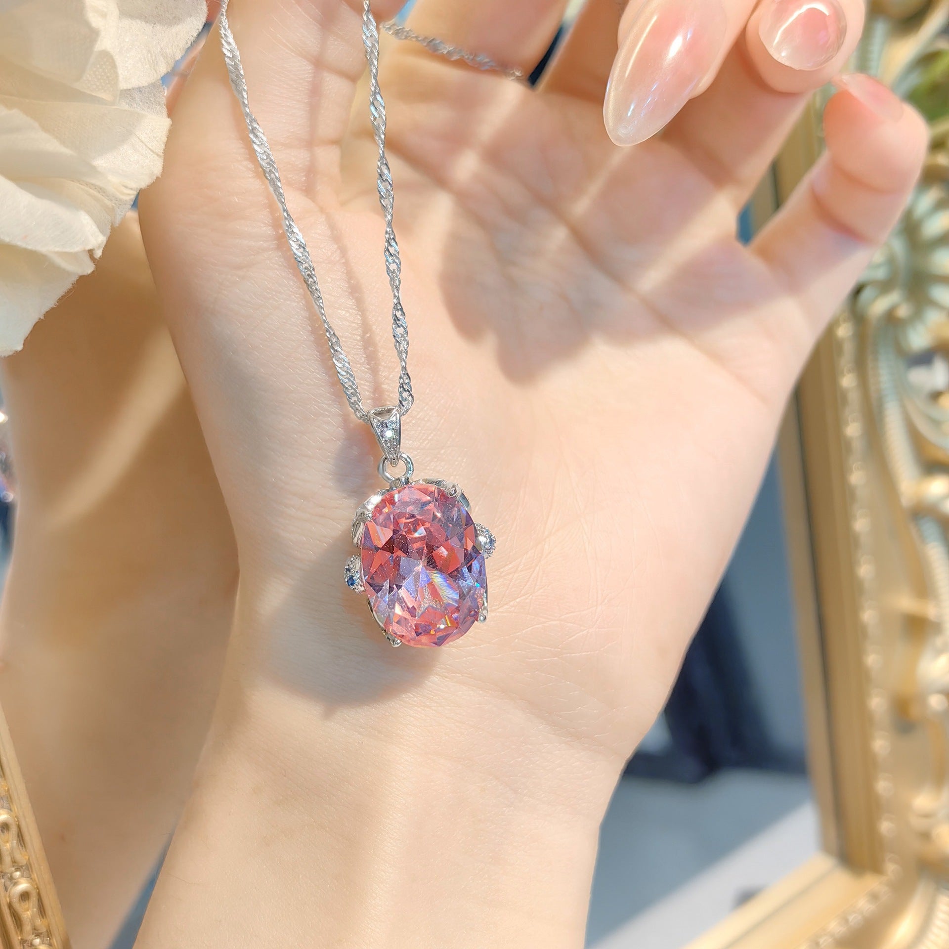 Light luxury pink pigeon egg colored gemstone series