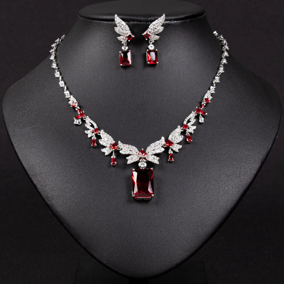 Parure collier de déclaration élégant en cristal rubis vintage