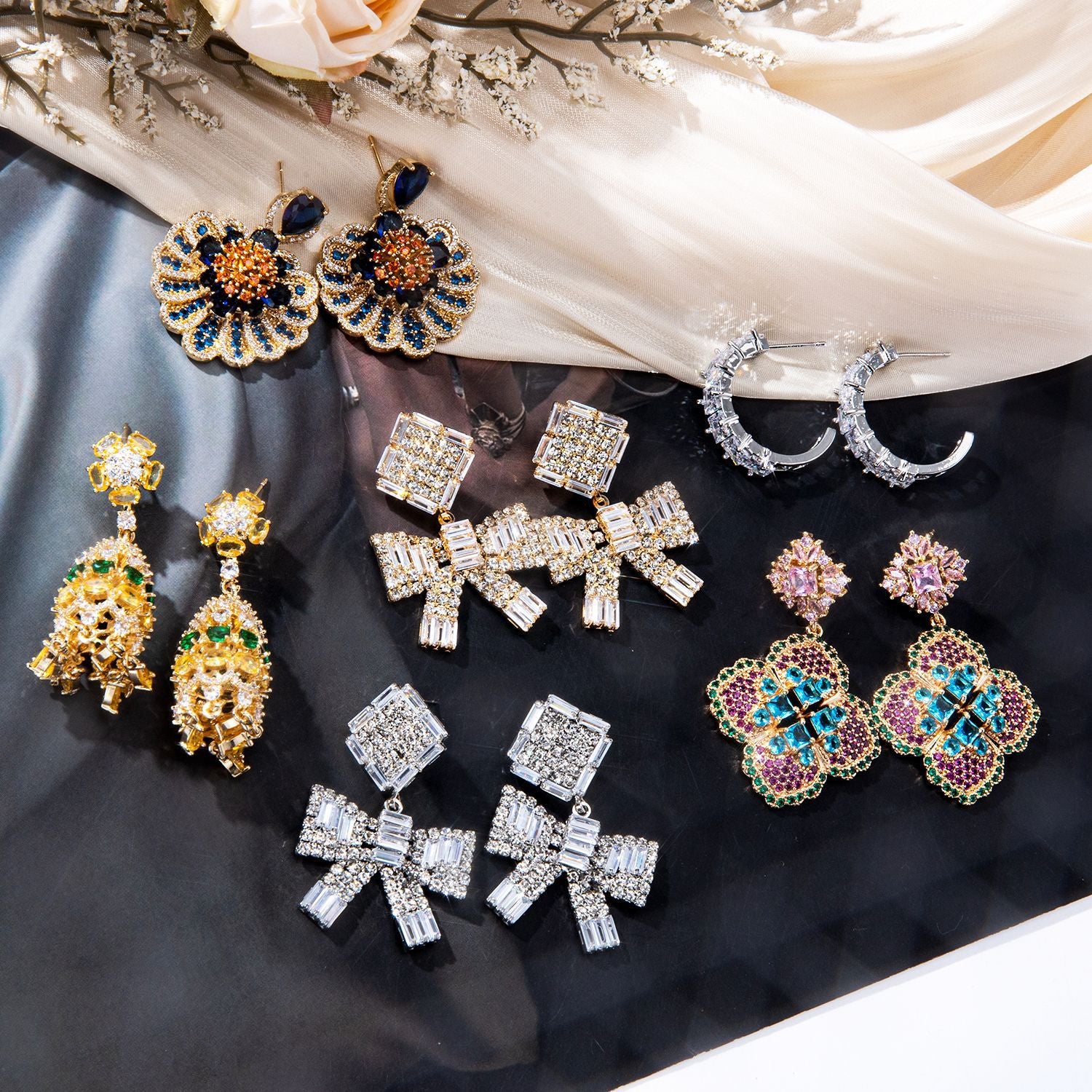 Personalized three-dimensional full diamond light luxury earrings