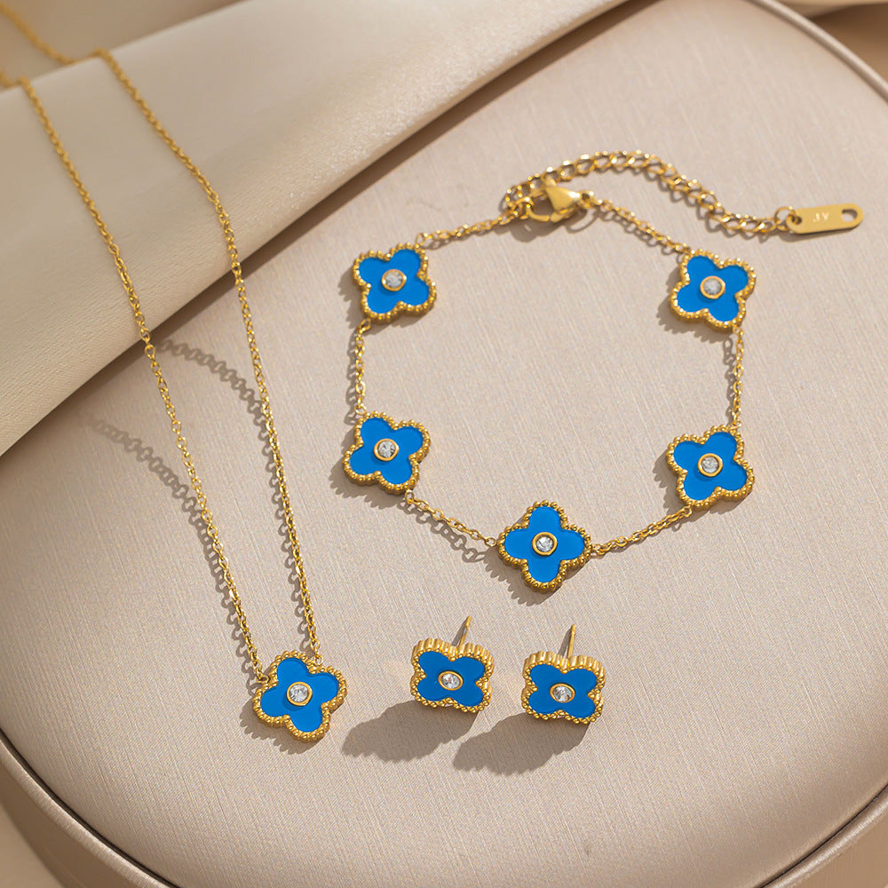 Fashion Lucky Clover Diamond Collection