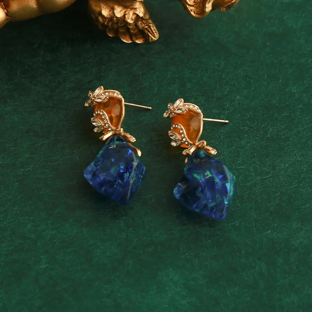 Boucles d'oreilles clous saphir style médiéval vintage