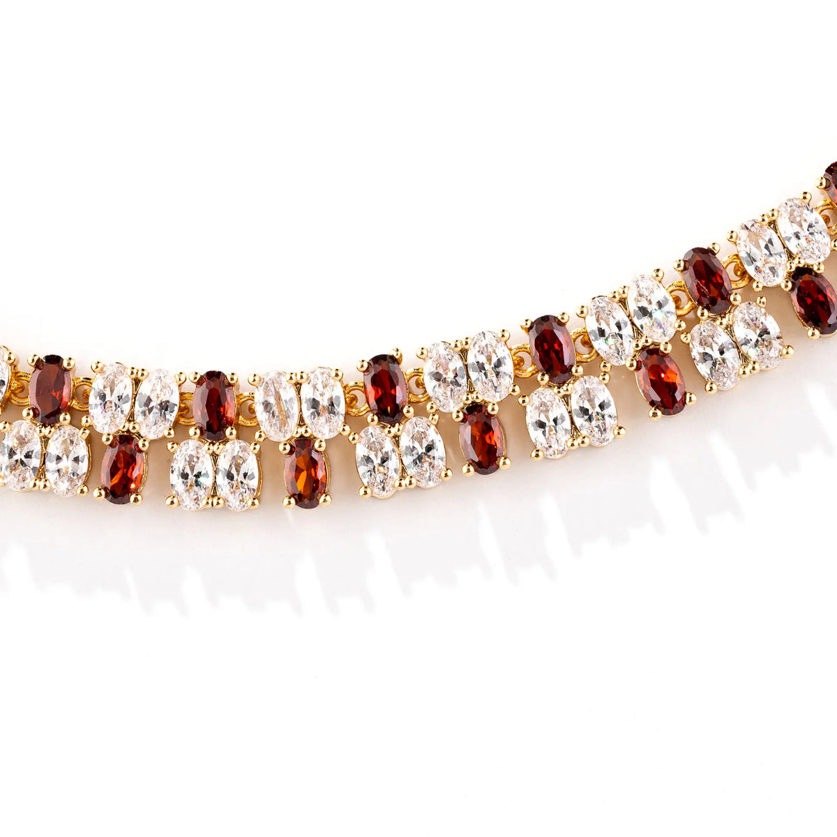 Parure élégante collier et boucles d'oreilles en cristal rouge rubis pour tenue de soirée